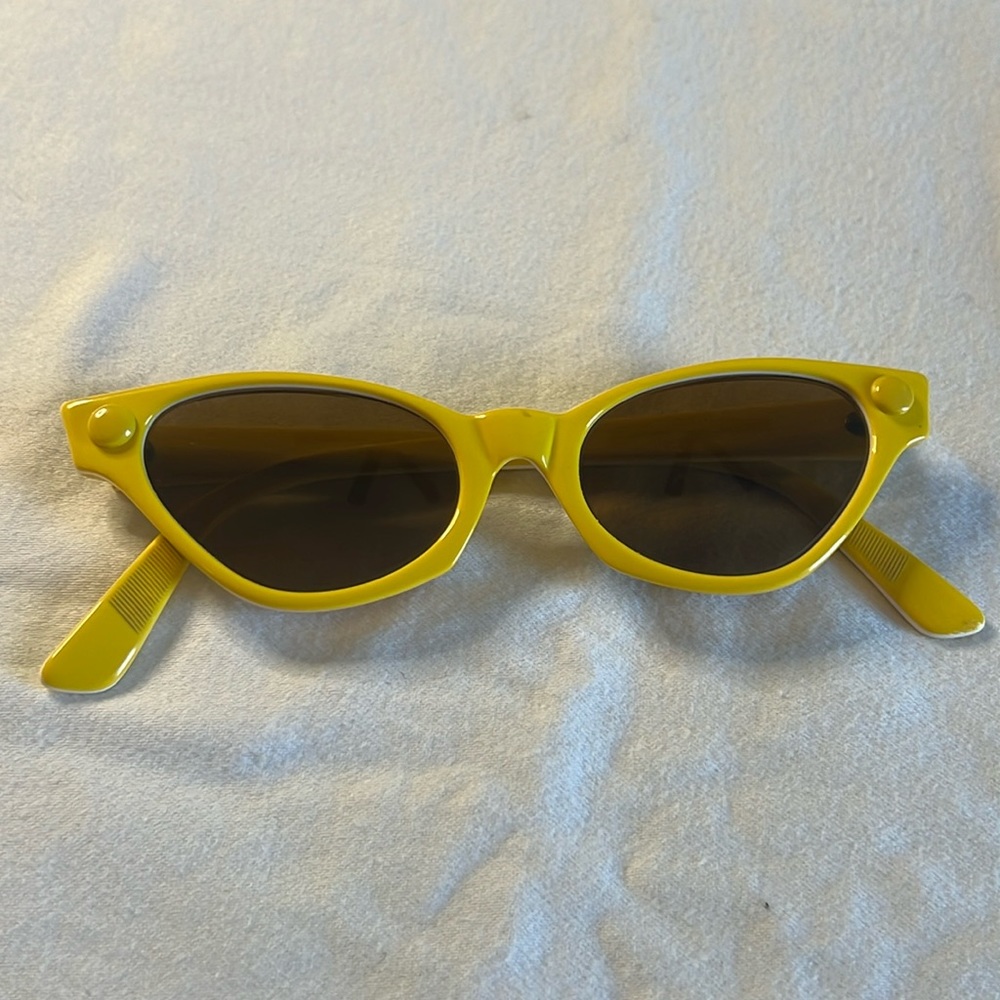 RARE Vintage American Optical Cat Eye Sunglasses